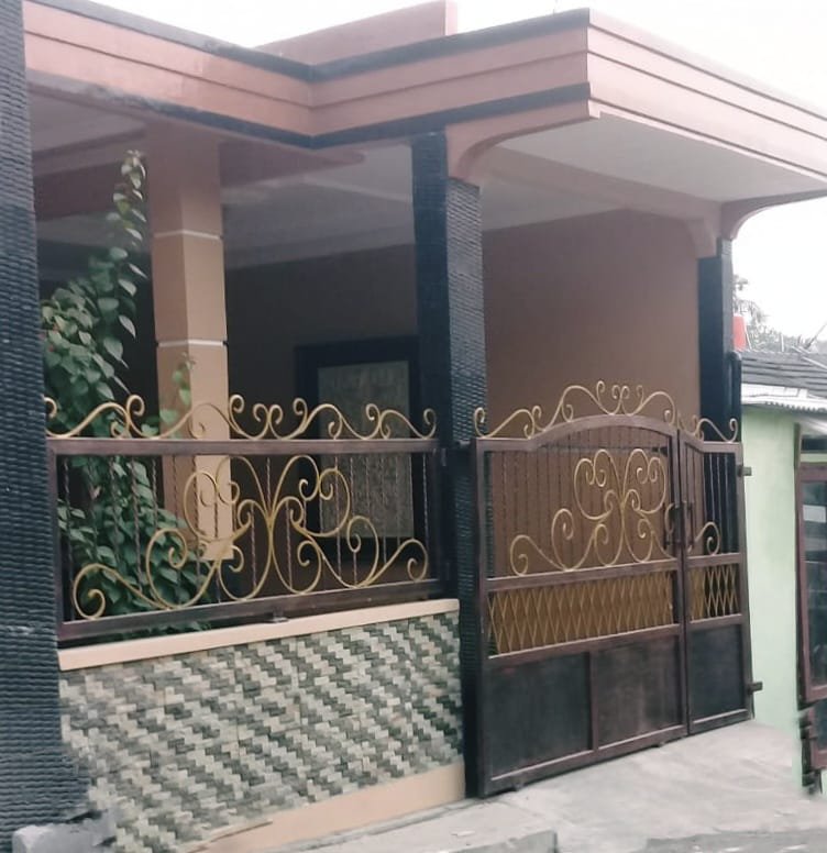 Pengerjaan Pintu Dorong dan Pagar Besi Tempa Classic di BSD Tangerang Selatan