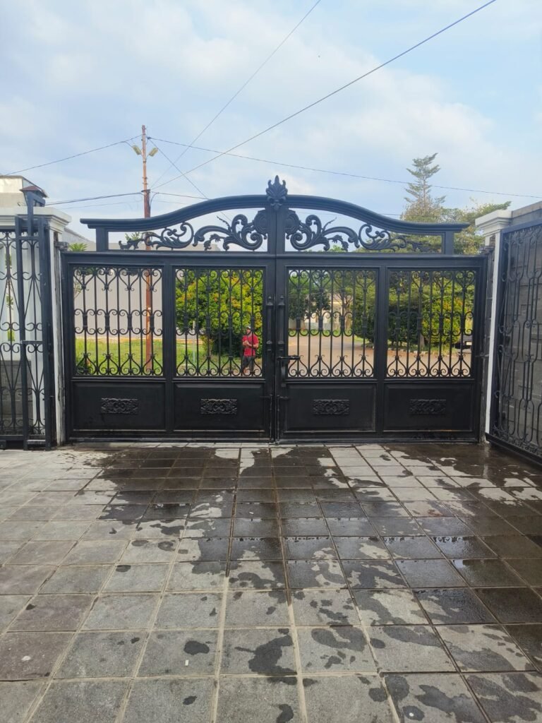 Pintu kombinasi alperon & besi tempa classic