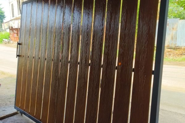 pagar woodplank besi (2)